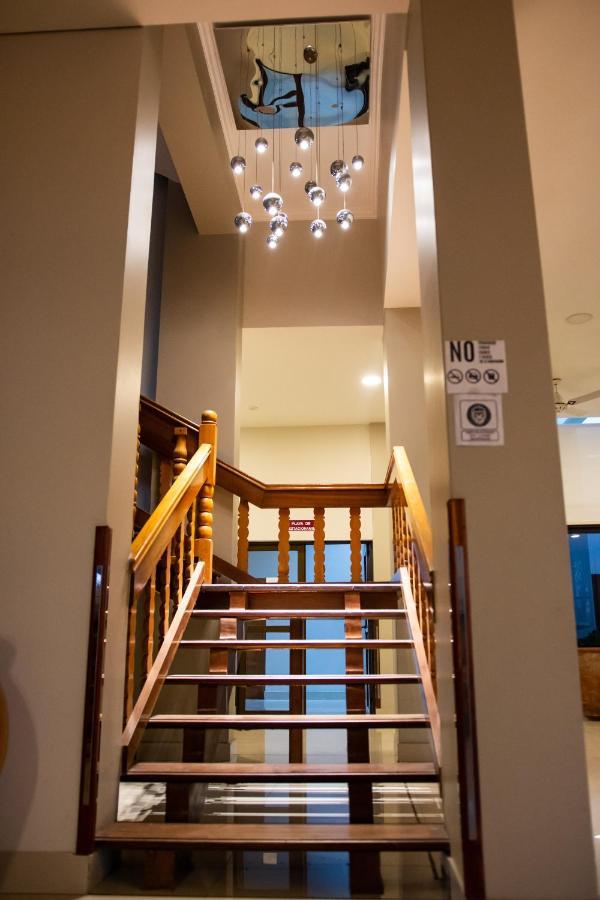 Catalina Hotel San Pedro De Jujuy エクステリア 写真
