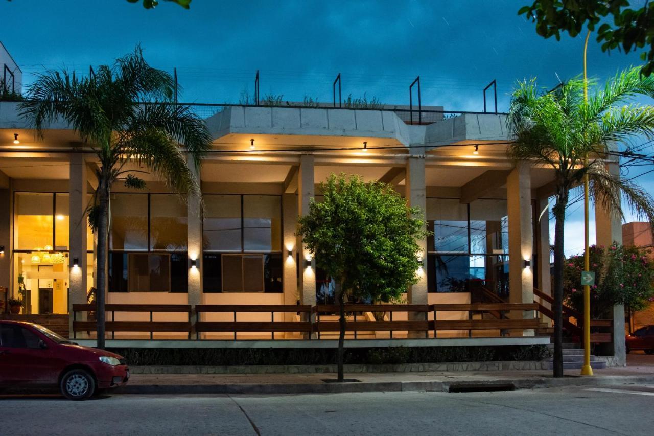 Catalina Hotel San Pedro De Jujuy エクステリア 写真