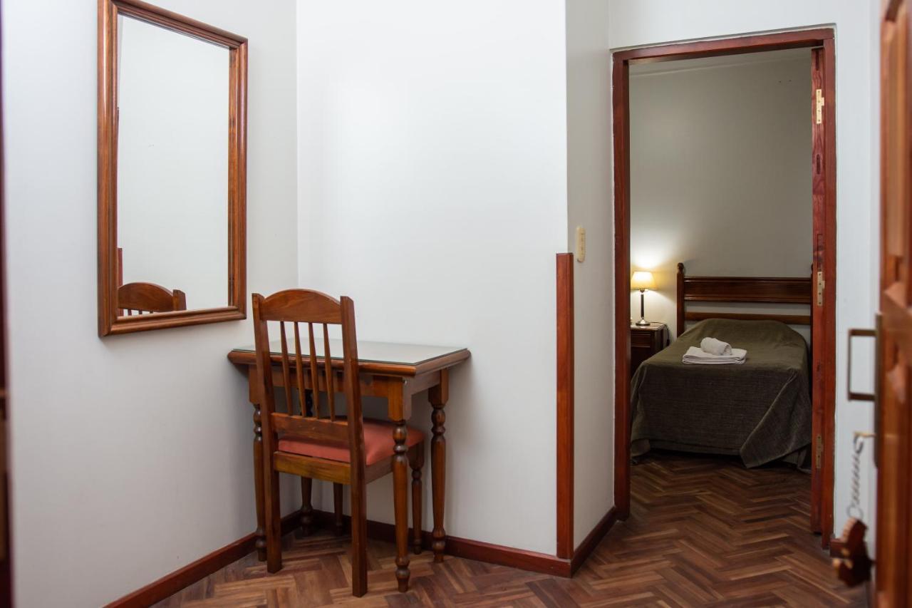 Catalina Hotel San Pedro De Jujuy エクステリア 写真