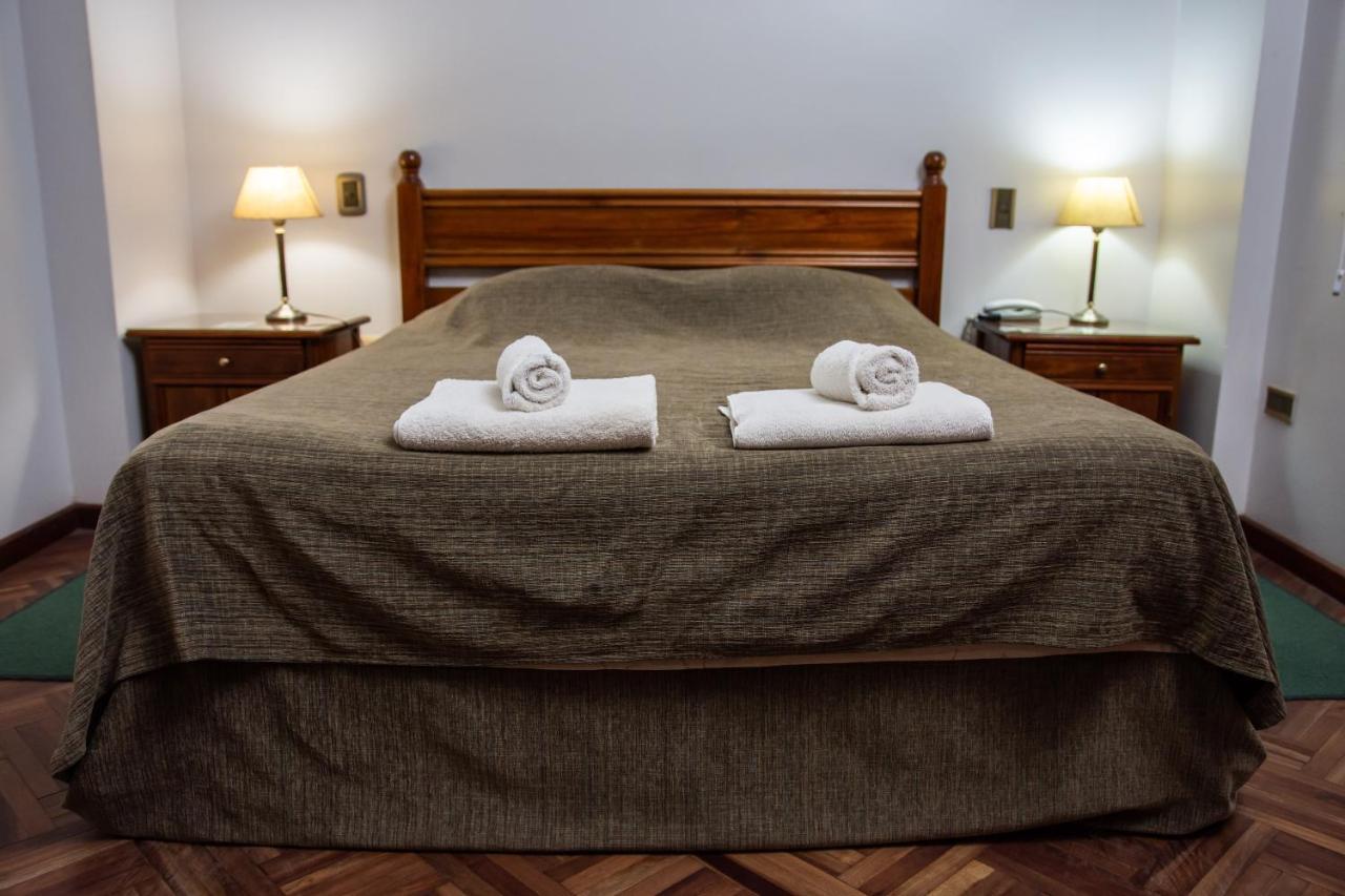 Catalina Hotel San Pedro De Jujuy エクステリア 写真